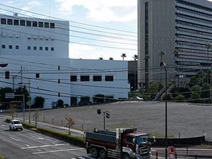 年間利用者は約３５万人、文化センター跡地の県立ホール、県当局が弾いた予測数字の虚実…